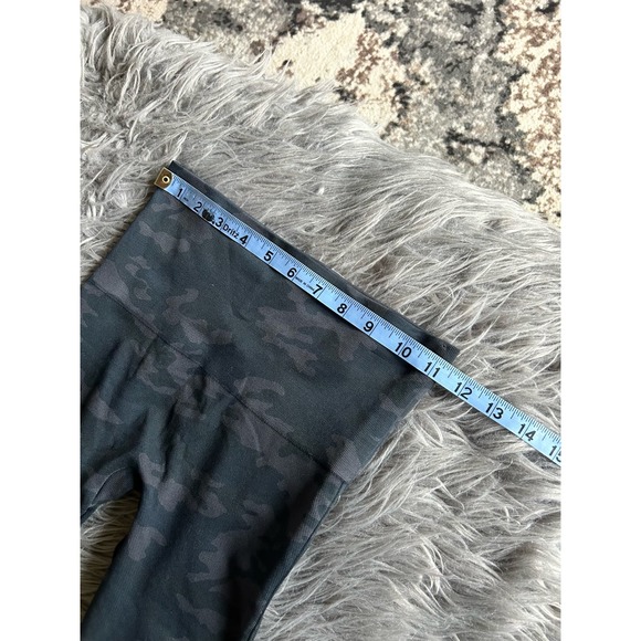 Spanx Women's Seamless Camo Ankle Legging Stretch Pull on Multicolor Size Small - Picture 11 of 13